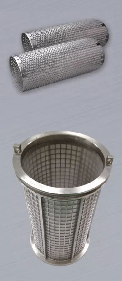 Cylindrical metal mesh filter element with perforated support